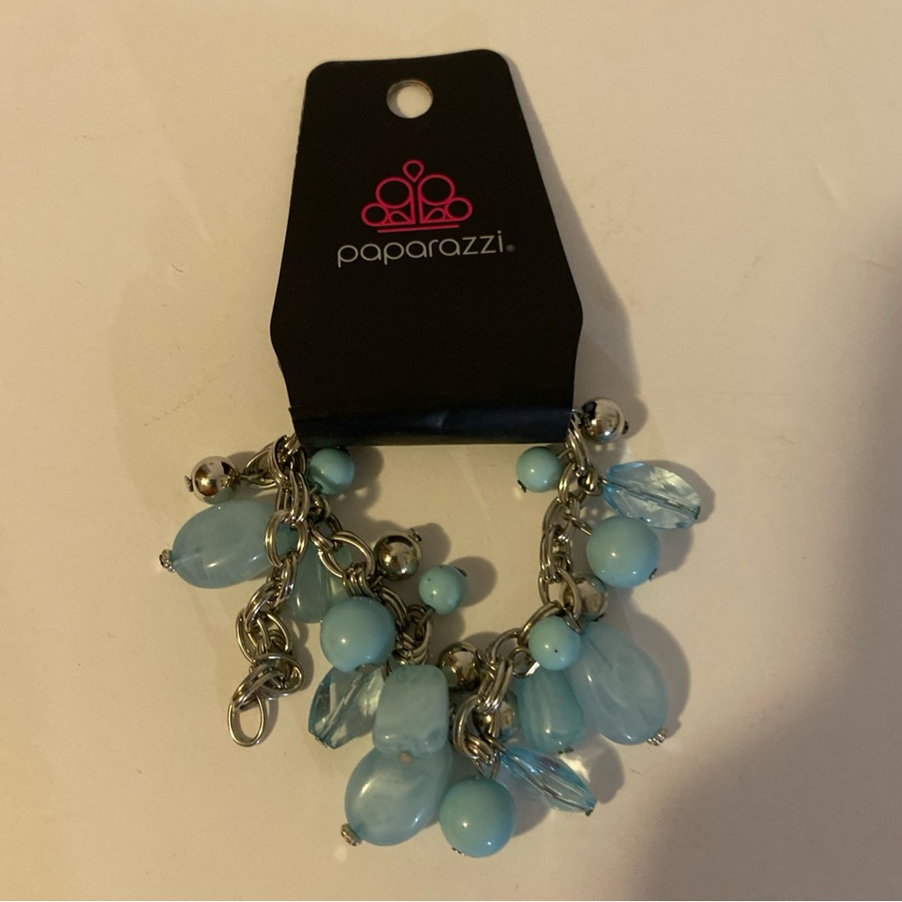 Paparazzi Fiesta Fiesta Blue Bracelet NEW - Picture 1 of 1